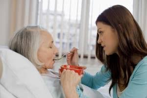 מטפלת פרטית לקשישים